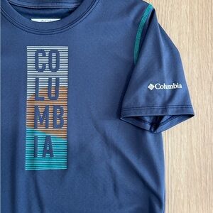 Columbia Gray Graphic T-Shirt